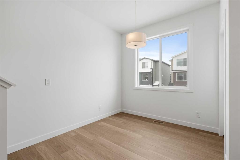 303-65 Belvedere Point Se, Calgary, AB