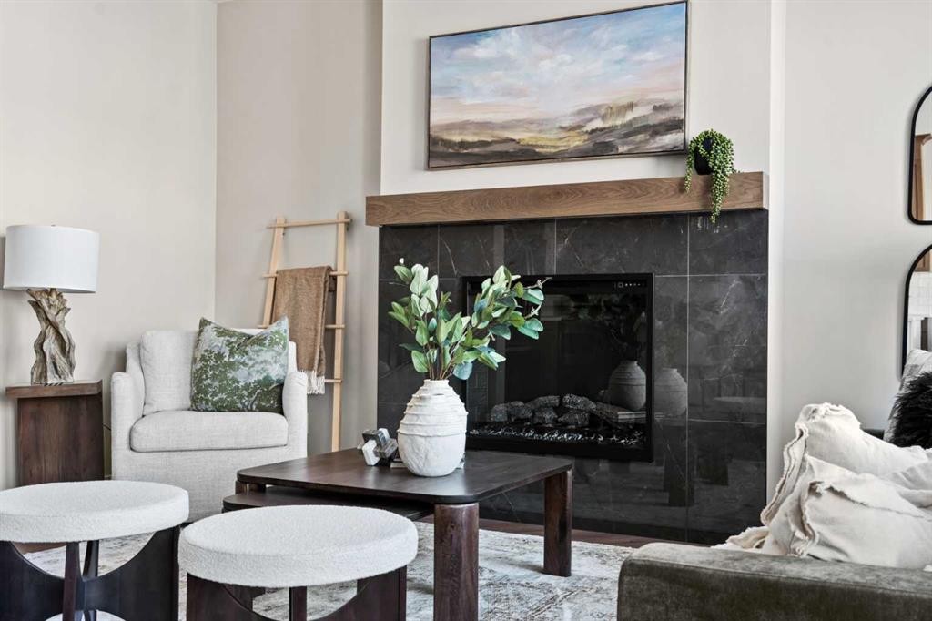 47 Sundown Crescent, Cochrane, AB - Indoor Photo Showing Other Room