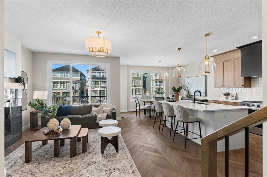 47 Sundown Crescent, Cochrane, AB - Indoor