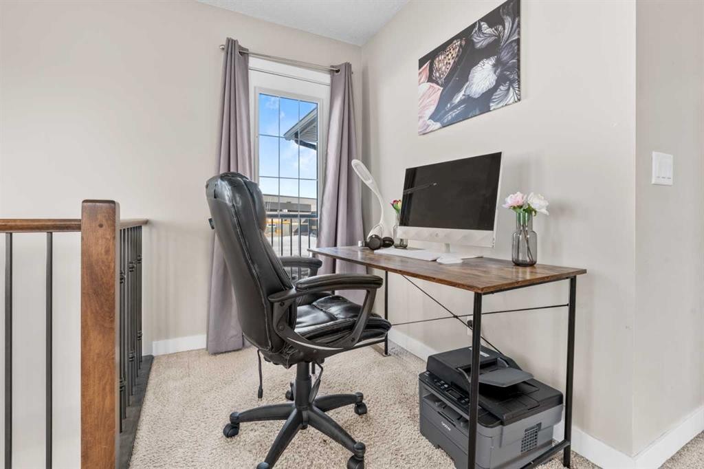 8487 Saddlebrook Drive Ne, Calgary, AB - Indoor Photo Showing Office