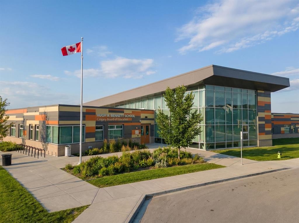 8487 Saddlebrook Drive Ne, Calgary, AB - Outdoor