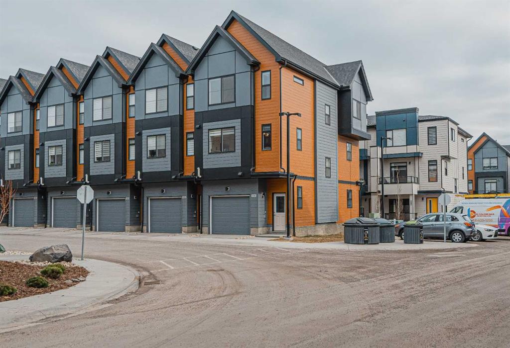 101-550 Seton Circle Se, Calgary, AB - Outdoor With Facade