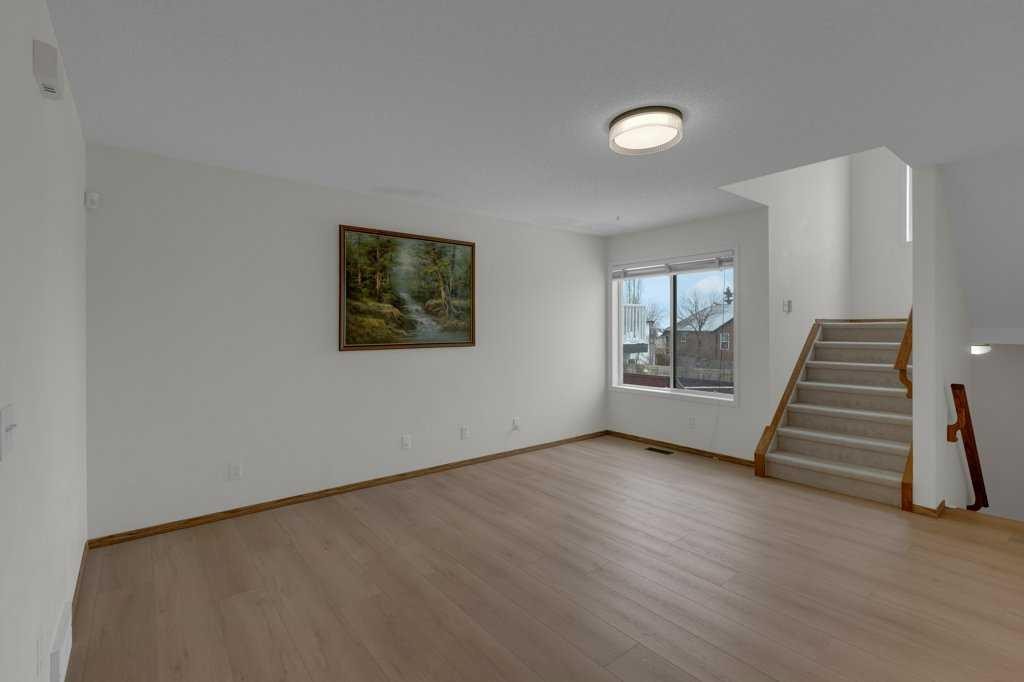 9473 Hidden Valley Drive Nw, Calgary, AB