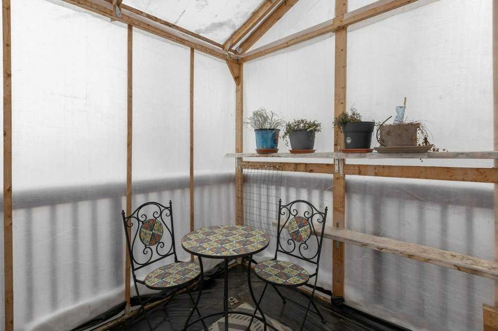 9473 Hidden Valley Drive Nw, Calgary, AB