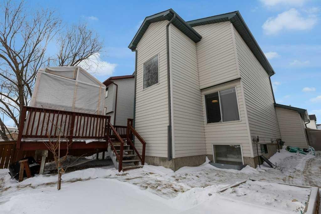 9473 Hidden Valley Drive Nw, Calgary, AB