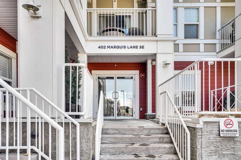 208-402 Marquis Lane Se, Calgary, AB - Outdoor