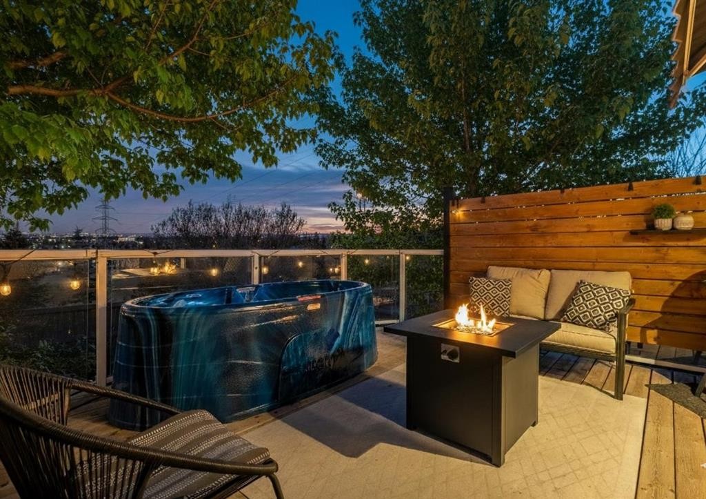 55 Coach Gate Way Sw, Calgary, AB - Outdoor With Deck Patio Veranda