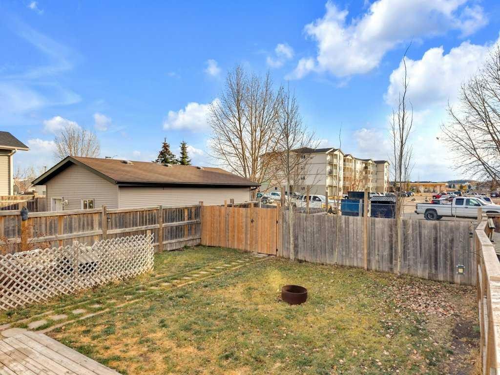 8 Horne Close, Sylvan Lake, AB