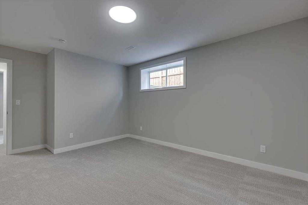 2 Evron Place, Trochu, AB - Indoor Photo Showing Other Room