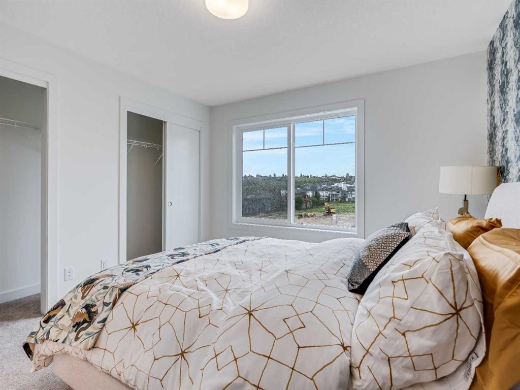 2221 81St Street Sw, Calgary, AB - Indoor Photo Showing Bedroom