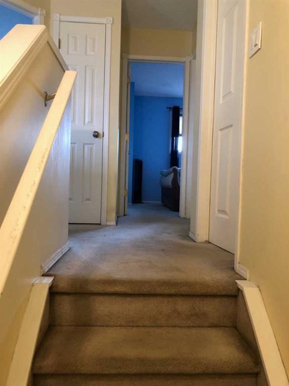 9436 Hidden Valley Drive Nw, Calgary, AB