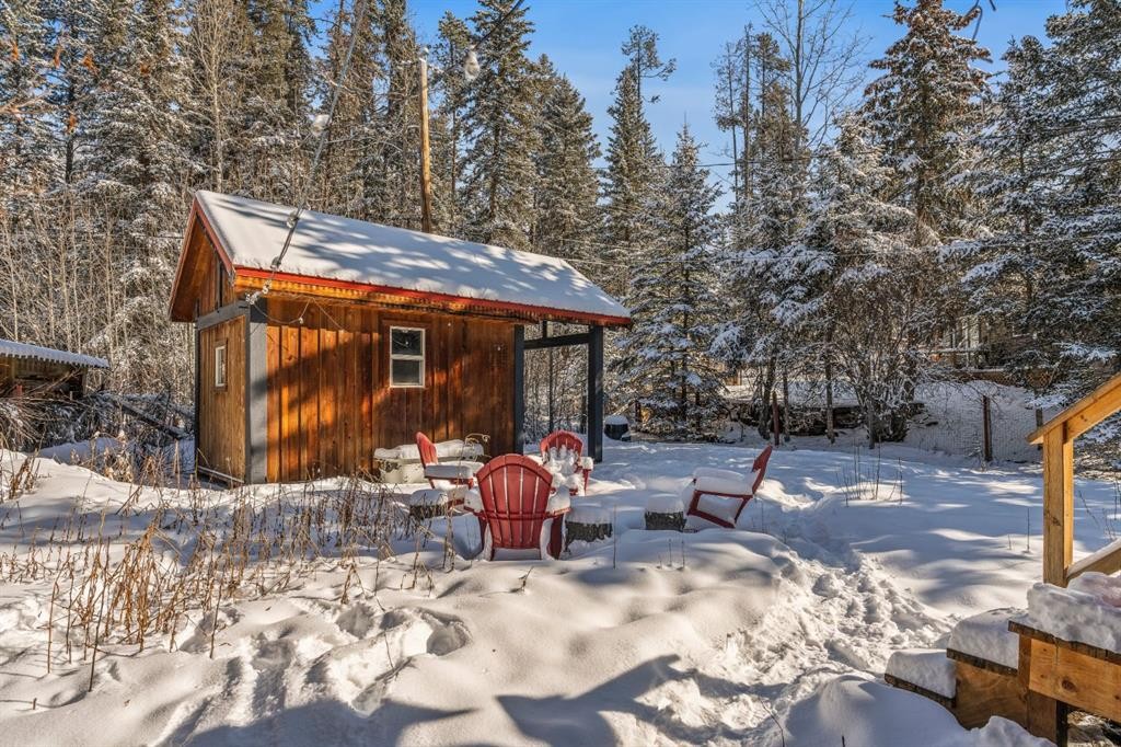 126 Elk Street, Harvie Heights, AB - Outdoor