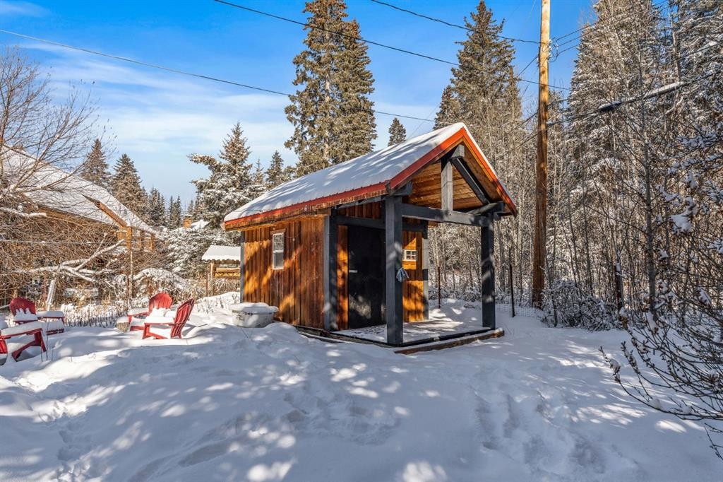 126 Elk Street, Harvie Heights, AB - Outdoor