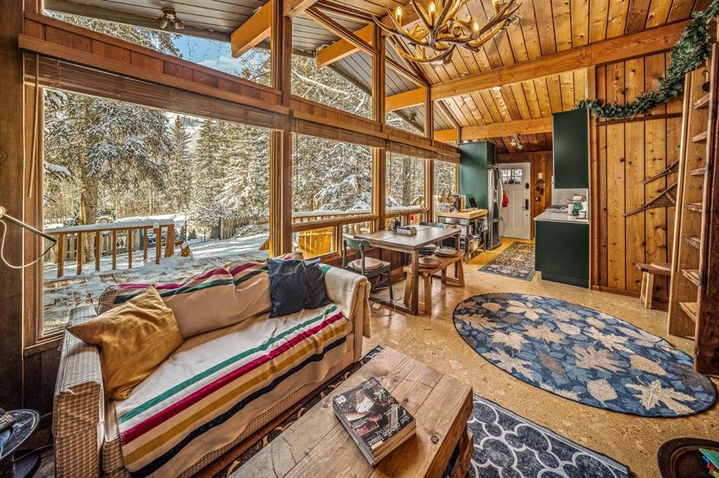 126 Elk Street, Harvie Heights, AB - Indoor