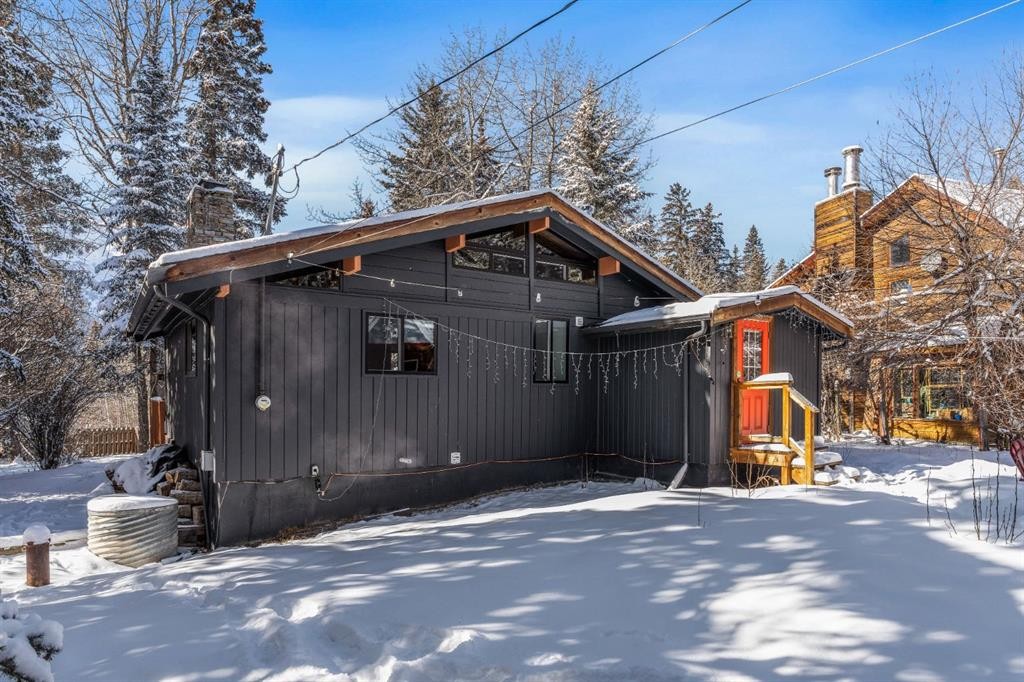 126 Elk Street, Harvie Heights, AB - Outdoor