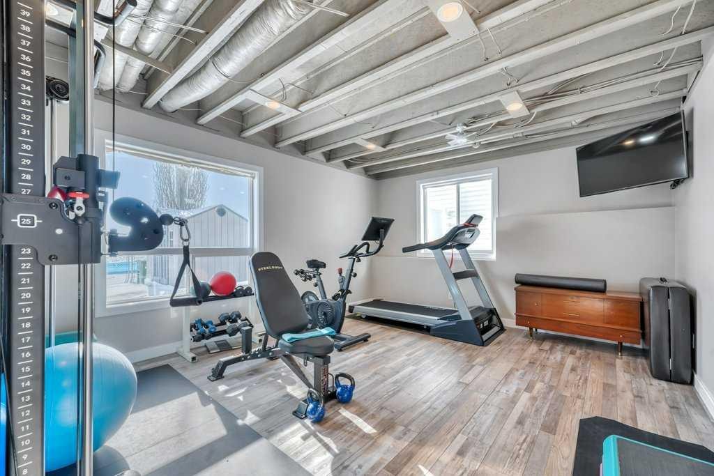 133 Parklane Drive, Strathmore, AB - Indoor Photo Showing Gym Room