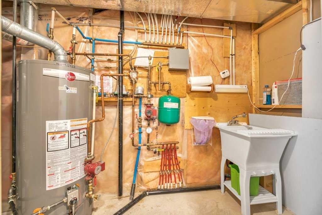 133 Parklane Drive, Strathmore, AB - Indoor Photo Showing Basement