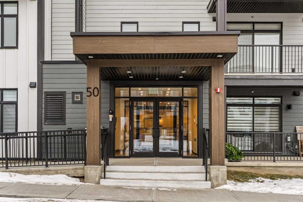 402-50 Sage Hill Nw, Calgary, AB - Outdoor