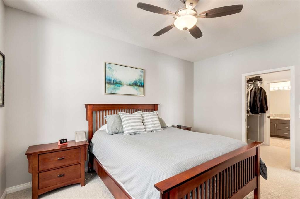 310-2134 Kensington Road Nw, Calgary, AB - Indoor Photo Showing Bedroom