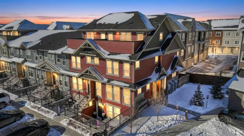 302 Cranbrook Square Se, Calgary, AB