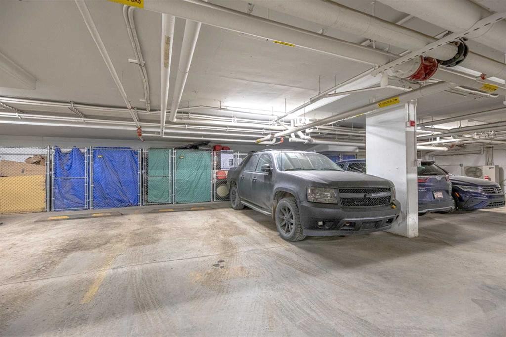 2126-76 Cornerstone Passage Ne, Calgary, AB - Indoor Photo Showing Garage