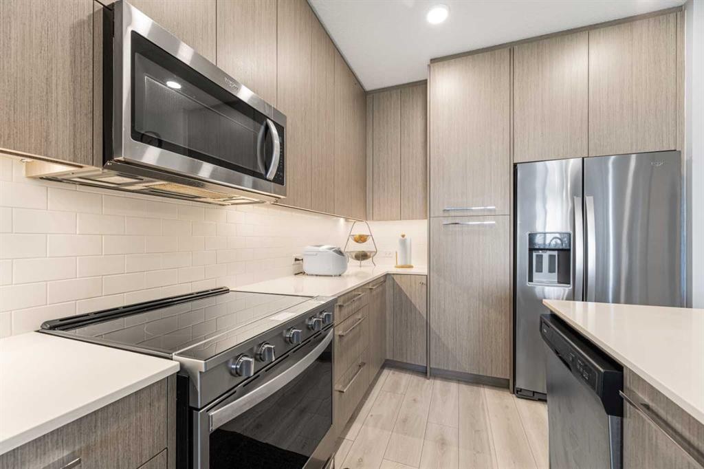 2126-76 Cornerstone Passage Ne, Calgary, AB - Indoor Photo Showing Kitchen With Stainless Steel Kitchen