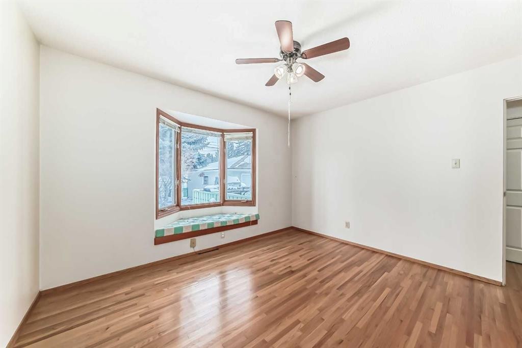 3408 Boulton Road Nw, Calgary, AB - Indoor Photo Showing Other Room