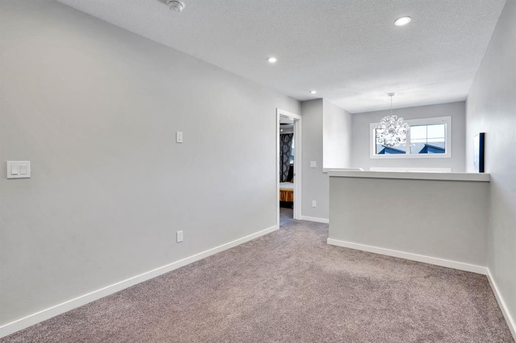 47 Lake Street, Rural Red Deer County, AB - Indoor Photo Showing Other Room