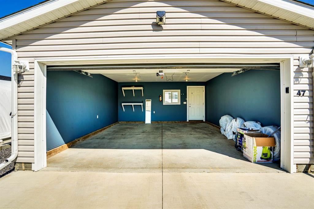 47 Lake Street, Rural Red Deer County, AB - With Exterior