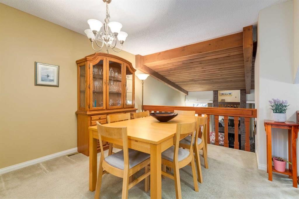59-10030 Oakmoor Way Sw, Calgary, AB - Indoor Photo Showing Dining Room