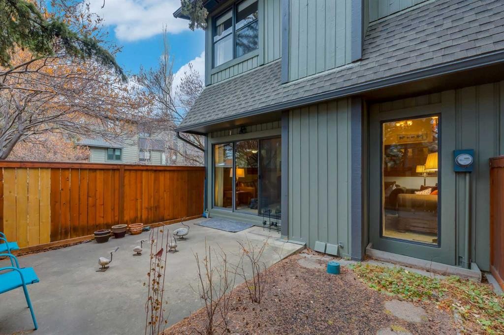 59-10030 Oakmoor Way Sw, Calgary, AB - Outdoor With Exterior