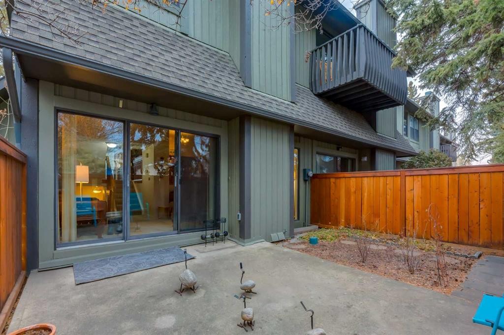 59-10030 Oakmoor Way Sw, Calgary, AB - Outdoor With Exterior