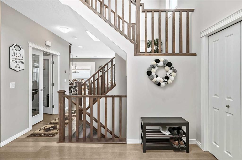 6 Drake Landing Loop, Okotoks, AB - Indoor Photo Showing Other Room