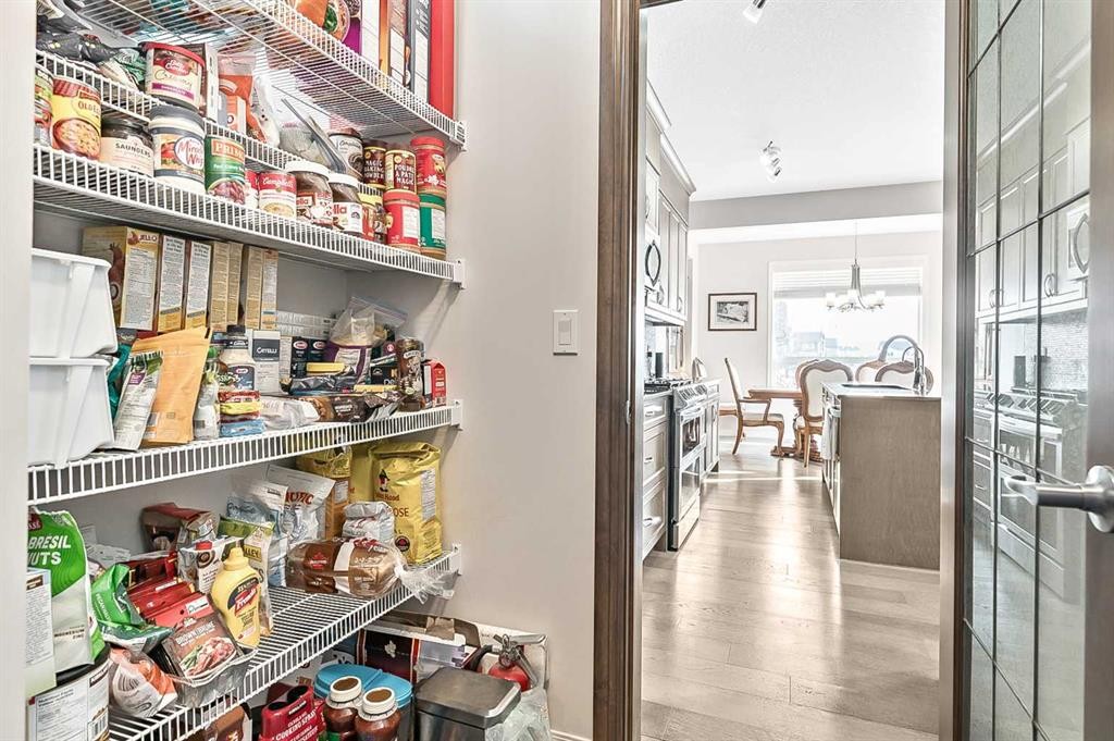 6 Drake Landing Loop, Okotoks, AB - Indoor Photo Showing Other Room