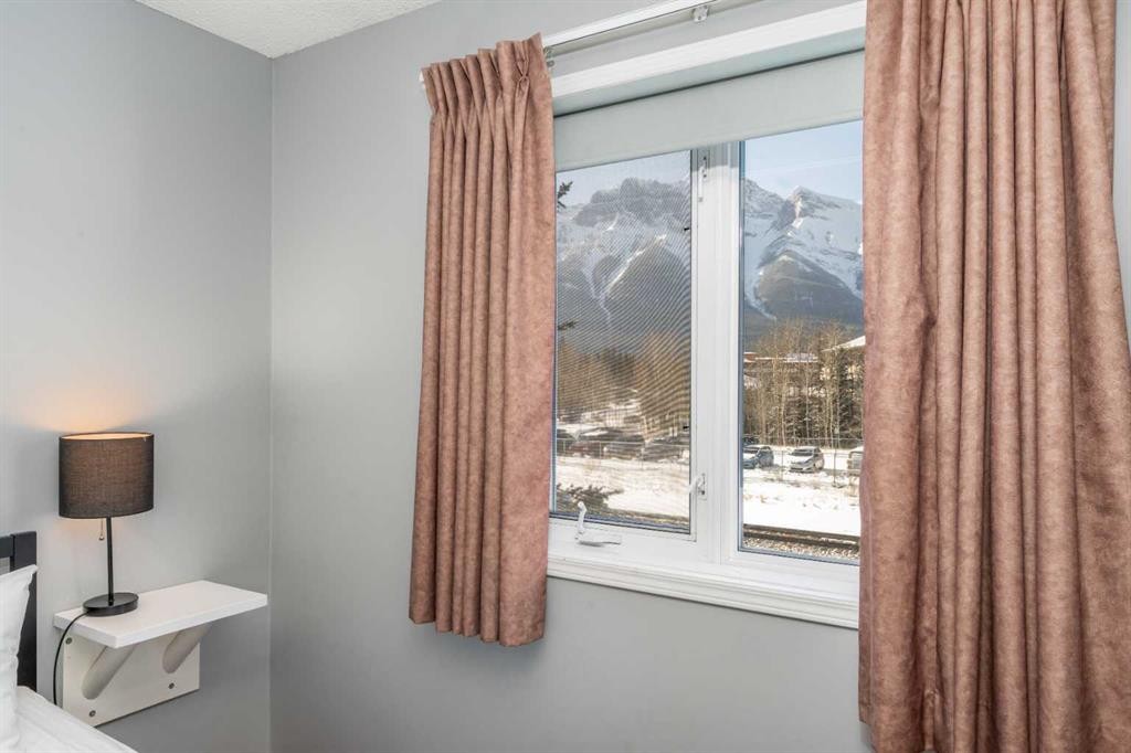 140-1202 Bow Valley Trail, Canmore, AB - Indoor