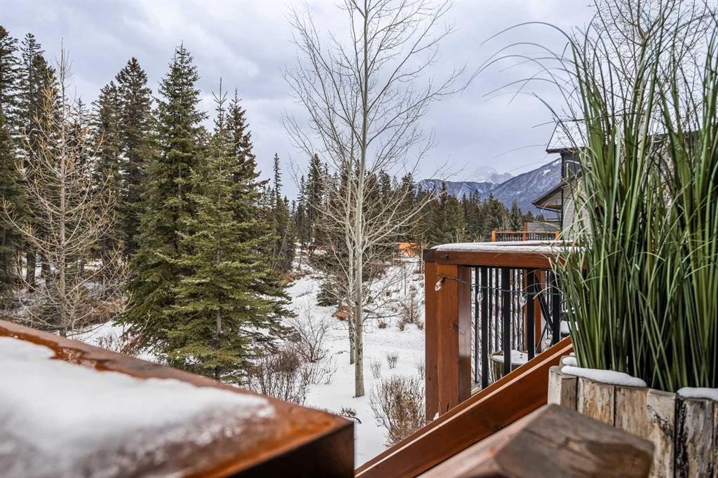 22 Streamside Lane, Canmore, AB - Outdoor