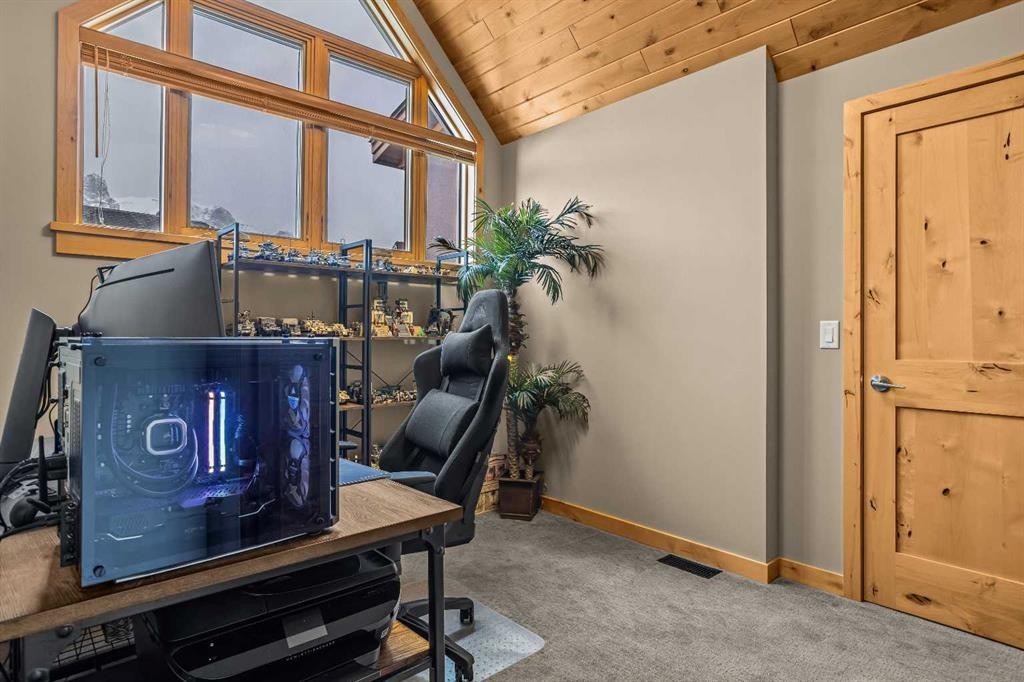 22 Streamside Lane, Canmore, AB - Indoor Photo Showing Other Room