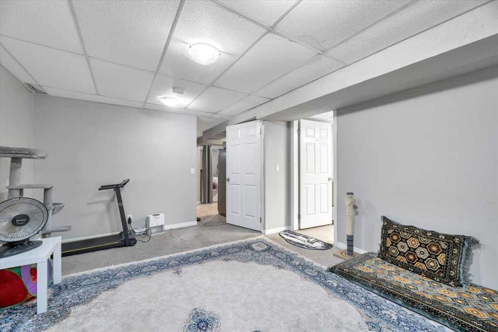 19 Castlepark Way Ne, Calgary, AB - Indoor