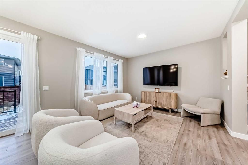 58 Setonstone Passage Se, Calgary, AB