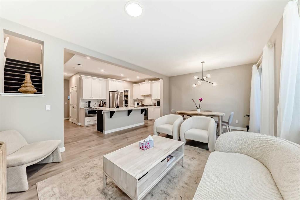 58 Setonstone Passage Se, Calgary, AB