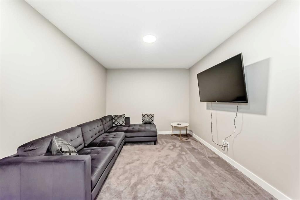 58 Setonstone Passage Se, Calgary, AB