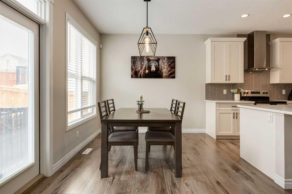 45 Nolanhurst Common Nw, Calgary, AB - Indoor Photo Showing Dining Room