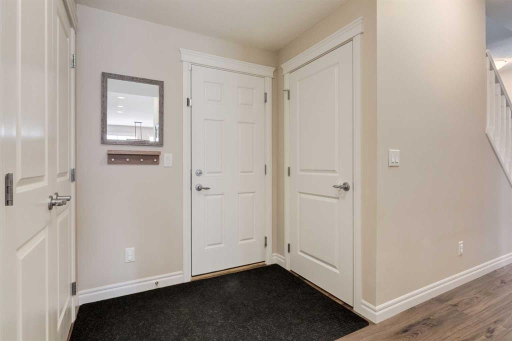 45 Nolanhurst Common Nw, Calgary, AB - Indoor Photo Showing Other Room