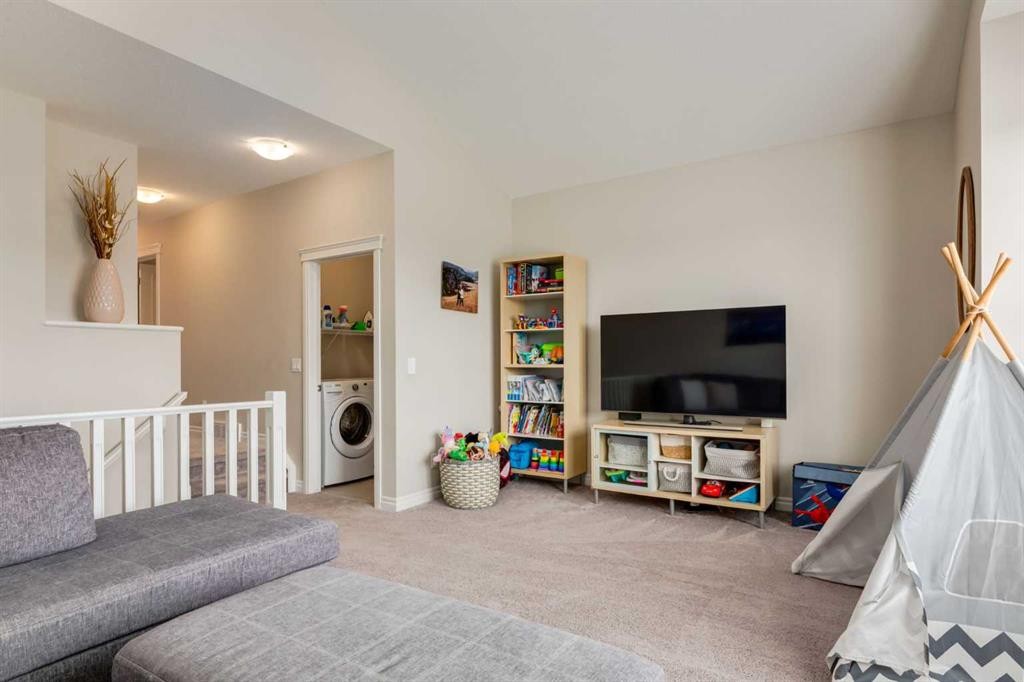 45 Nolanhurst Common Nw, Calgary, AB - Indoor