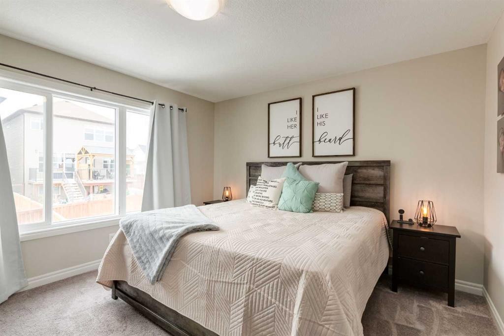 45 Nolanhurst Common Nw, Calgary, AB - Indoor Photo Showing Bedroom