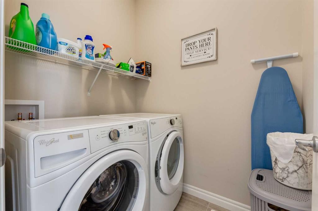 45 Nolanhurst Common Nw, Calgary, AB - Indoor Photo Showing Laundry Room