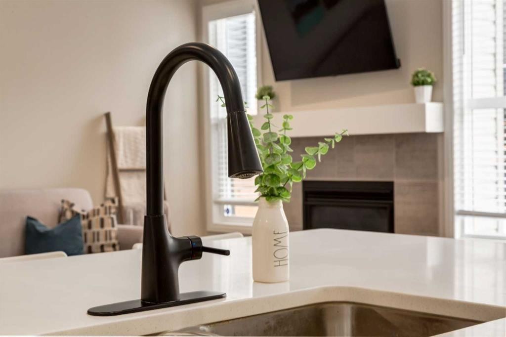 45 Nolanhurst Common Nw, Calgary, AB - Indoor Photo Showing Other Room