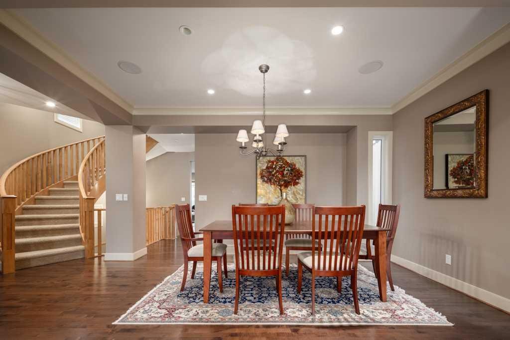 24 Aspen Meadows Green Sw, Calgary, AB - Indoor Photo Showing Dining Room