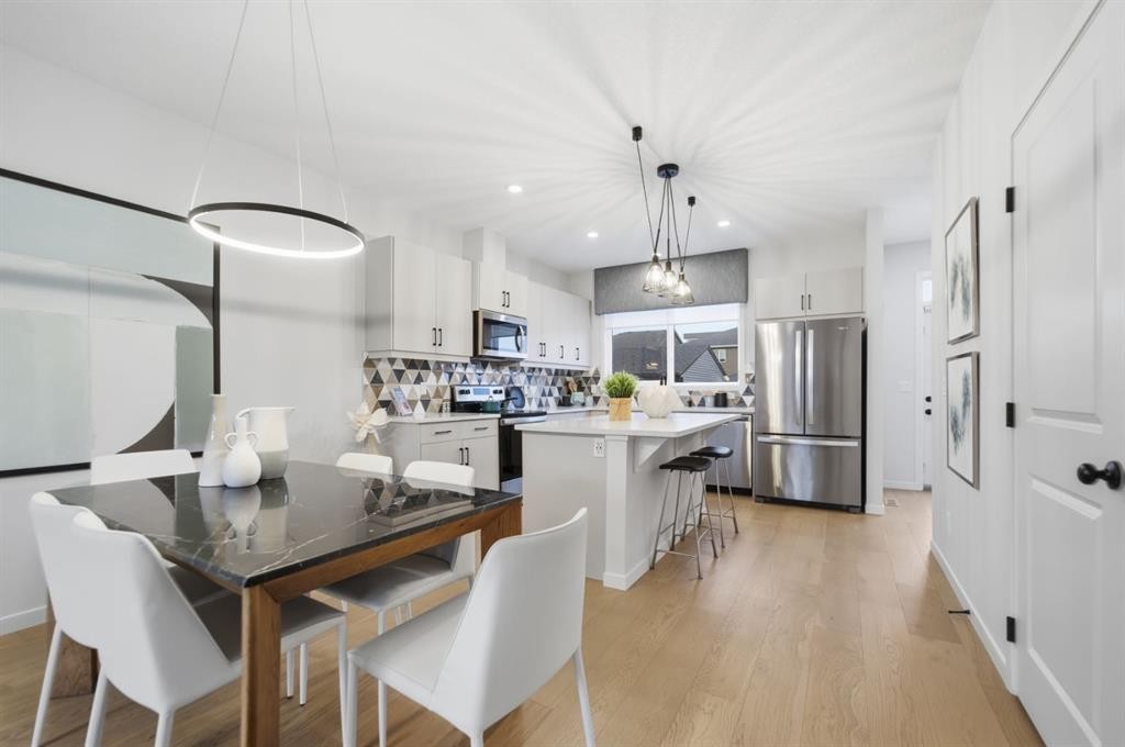 114 Wolf Creek Rise Se, Calgary, AB - Indoor Photo Showing Other Room