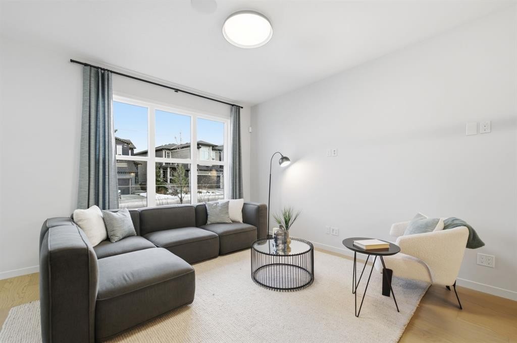 114 Wolf Creek Rise Se, Calgary, AB - Indoor Photo Showing Living Room